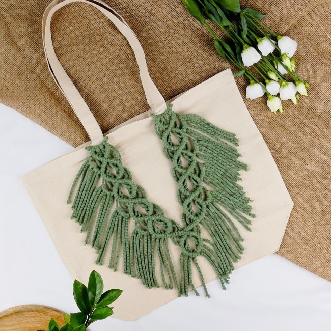 stacja-prezent-w-blasku-chwili-torba-z-makramą-boho-6.jpg